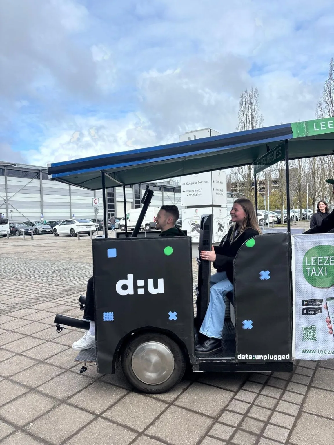 Ankunft per Leeze bei der data:unplugged 2026