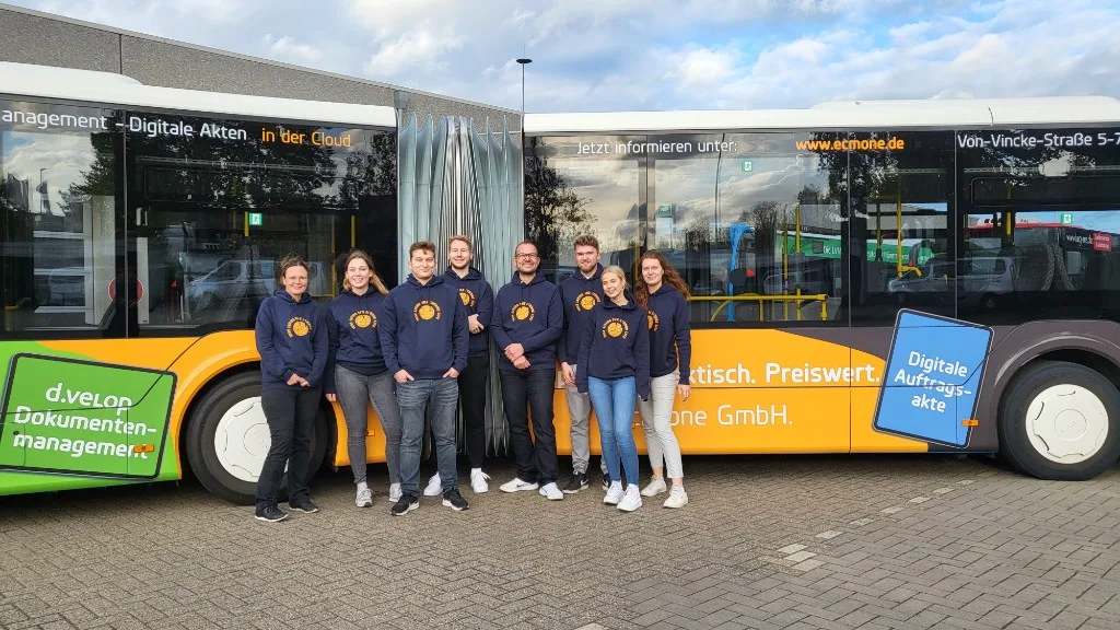 Einweihungsfeier ecm:one Bus