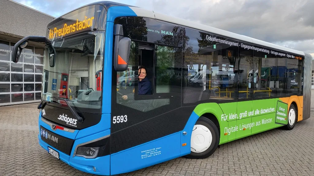 Einweihungsfeier ecm:one Bus